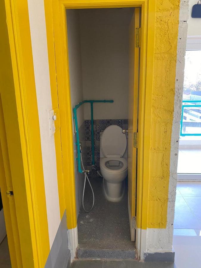 Rove By Boston Living Hostel Hajdarabad Zewnętrze zdjęcie